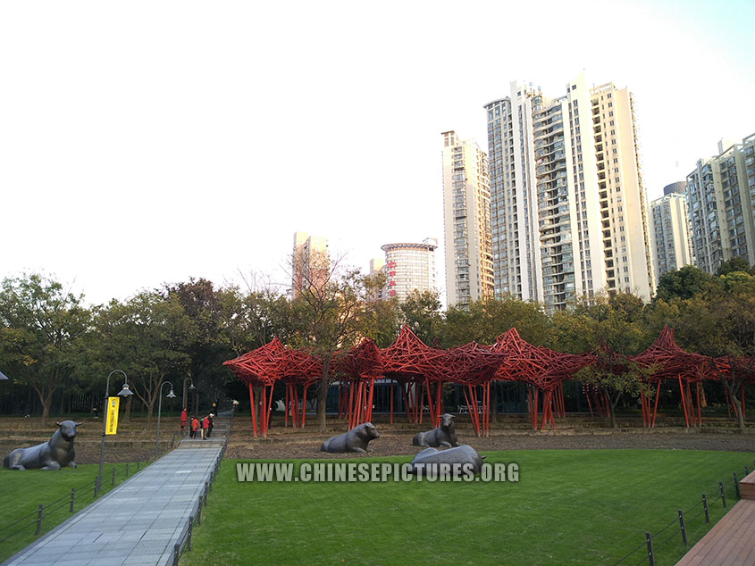 Jing an sculpture park photo 1